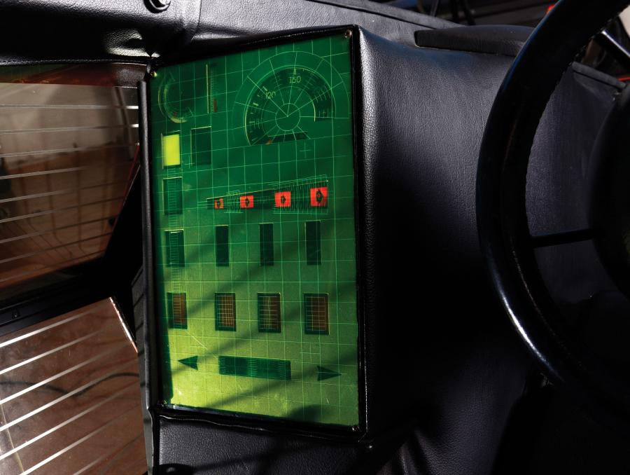  Lancia Stratos Zero Concept 1970 года  (фото 12 из 97)